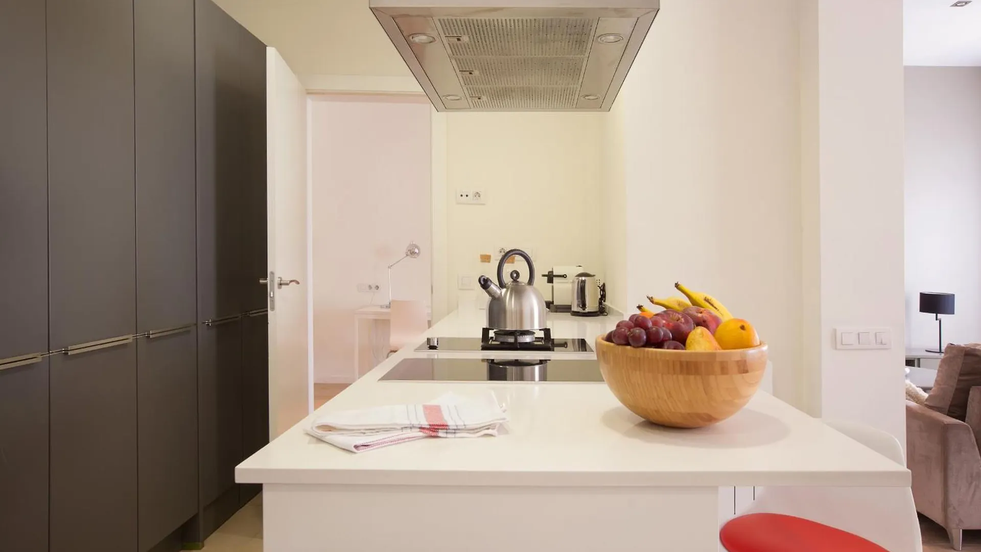 Rent Top Apartments Avenida Diagonal Barcelona